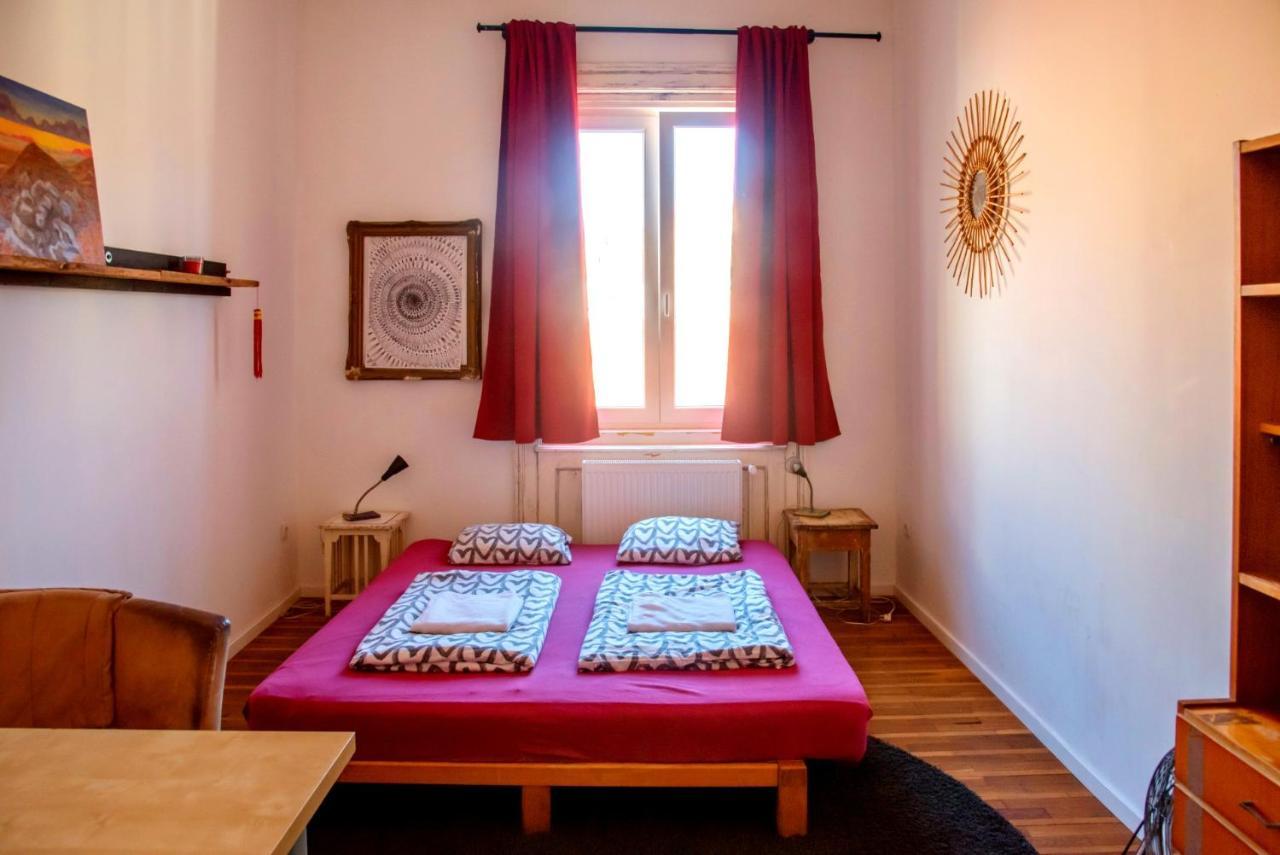 Das Nest Βουδαπέστη Εξωτερικό φωτογραφία